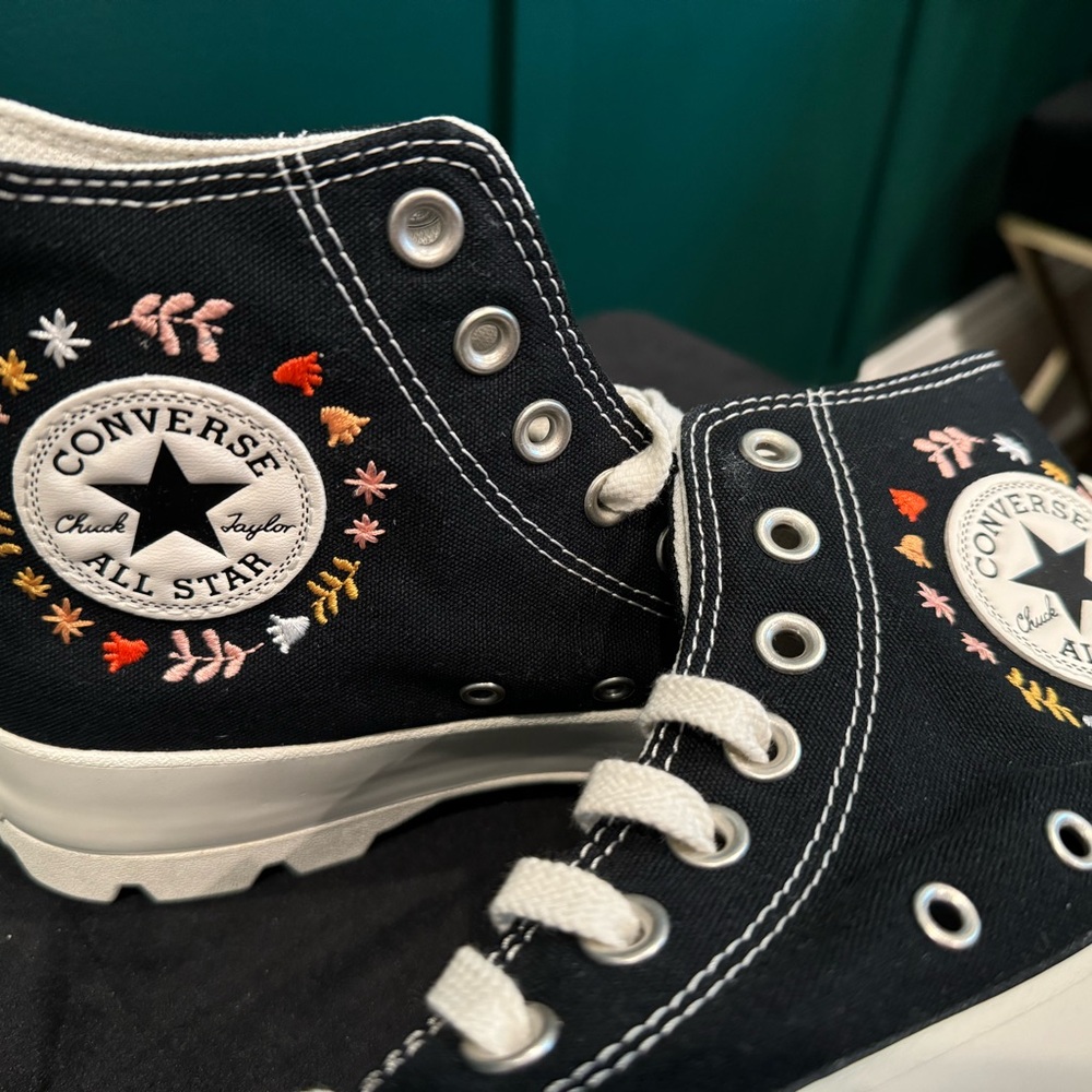Converse WMNS CHUCK TAYLOR ALL STAR LUGGED HIGH 'IT'S OKAY TO WANDER - BLACK'